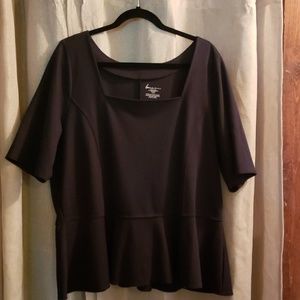 Lane Bryant plus sz. 18/20 black peplum style top